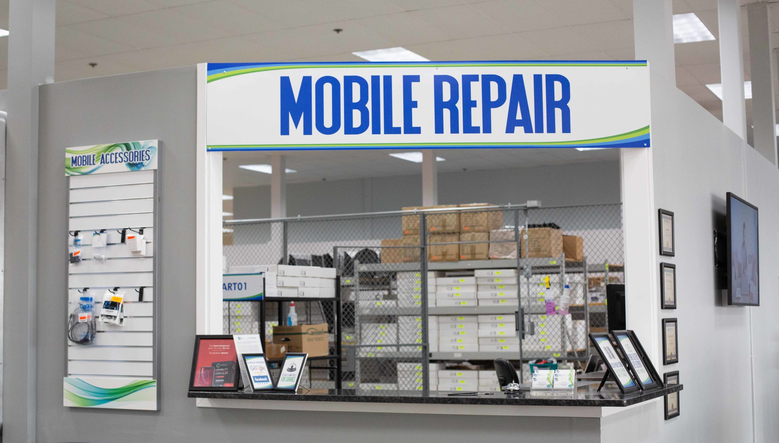 Set Mobile Service, Phone Repair, Charger And With Broken Screen